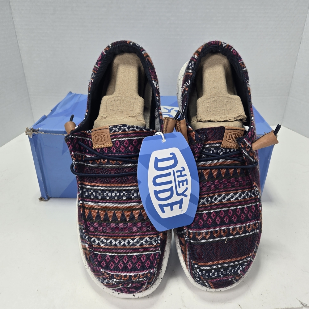 Hey Dude Wendy Baja All Over Multicolor Pattern Women's Size 8